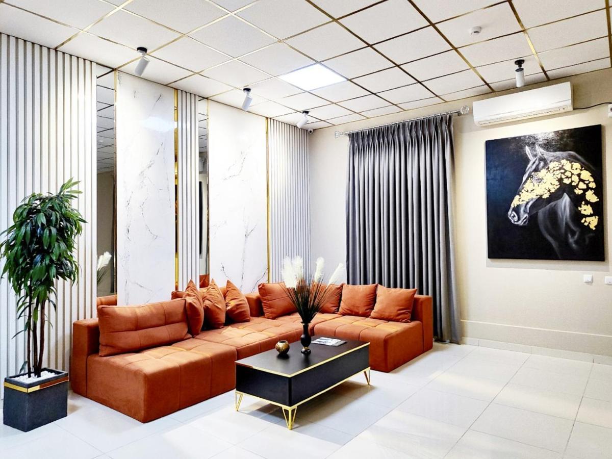 Asem Hotel นูกุส ภายนอก รูปภาพ